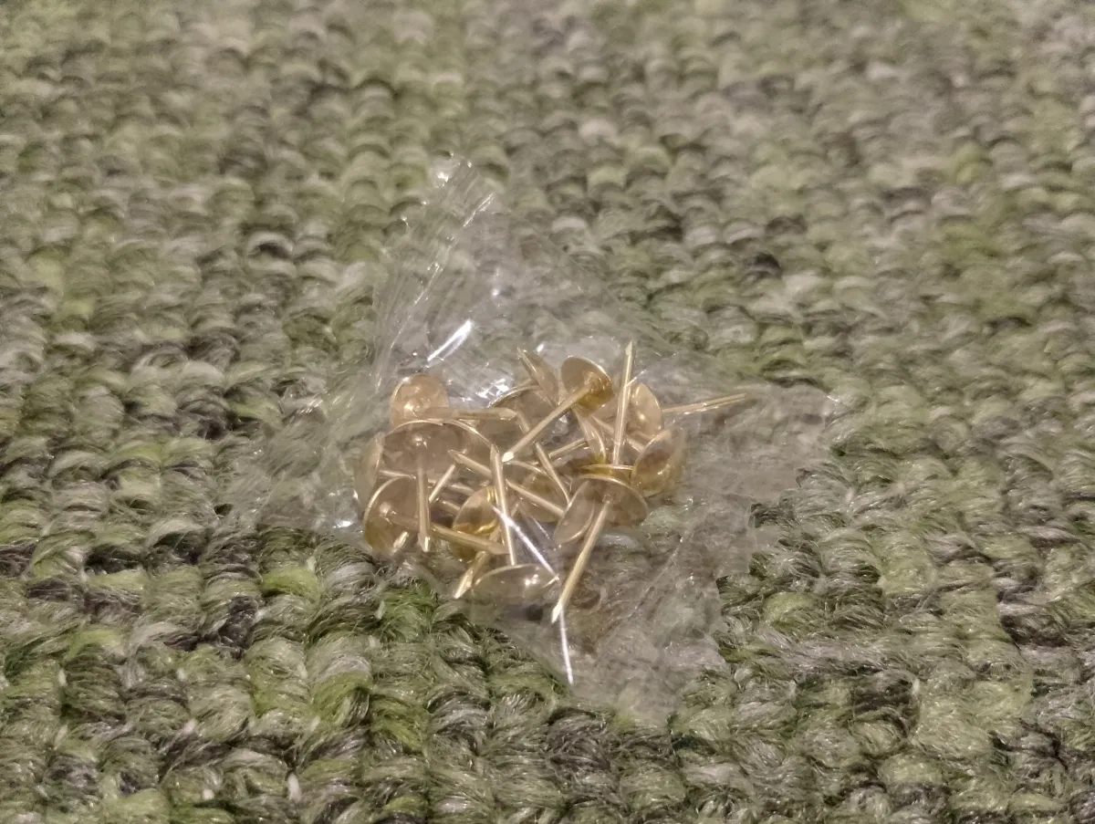 Набір кнопок канцелярських металевих